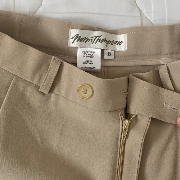 Norm Thompson Vintage Women’s Pleated Khaki Pants Tan Heigh-Waist Trousers Sz 8 - Picture 8 of 8